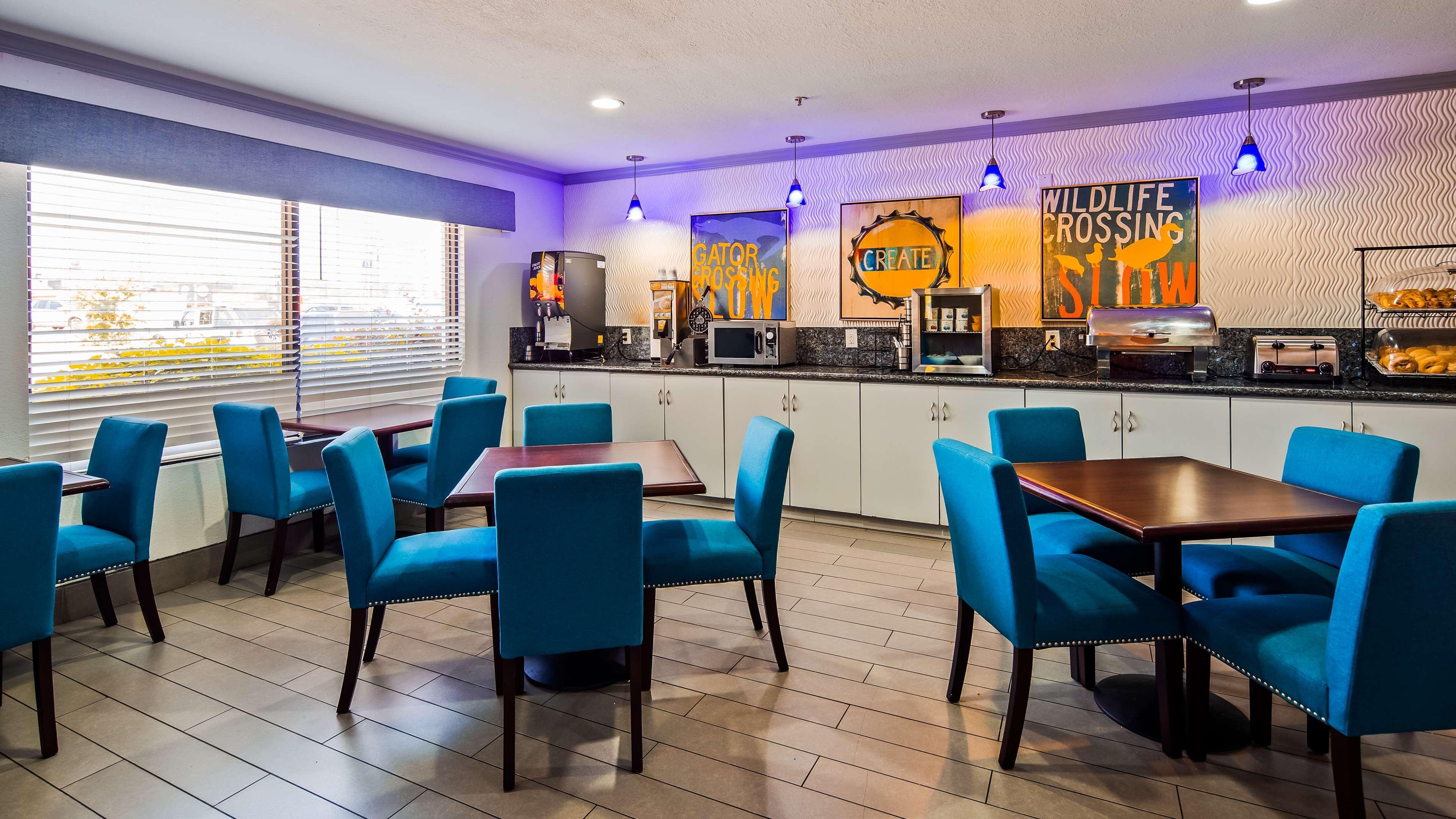 Best Western Plus Orange County Vidor Luaran gambar